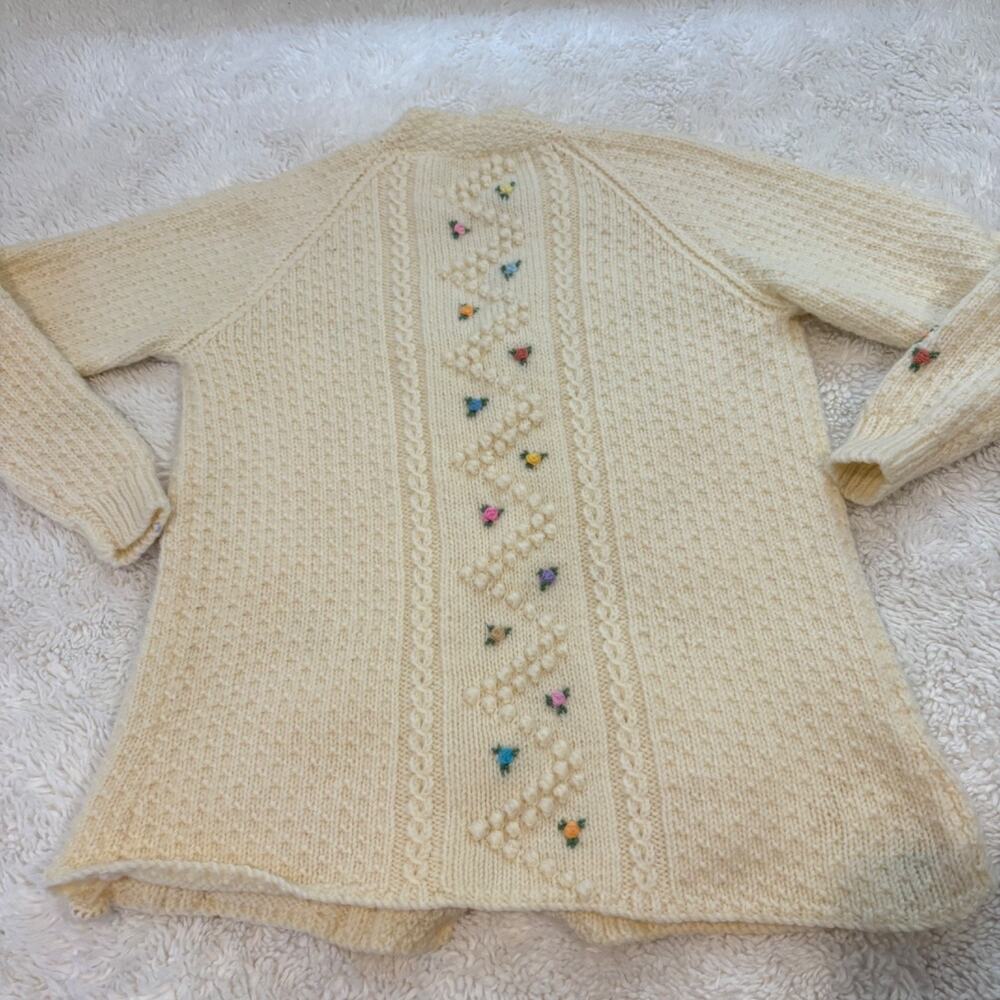 VTG 70's Womens Chunky Cream Floral Knit Cardigan XS Cottage Core Soft Fairy - Picture 4 of 4